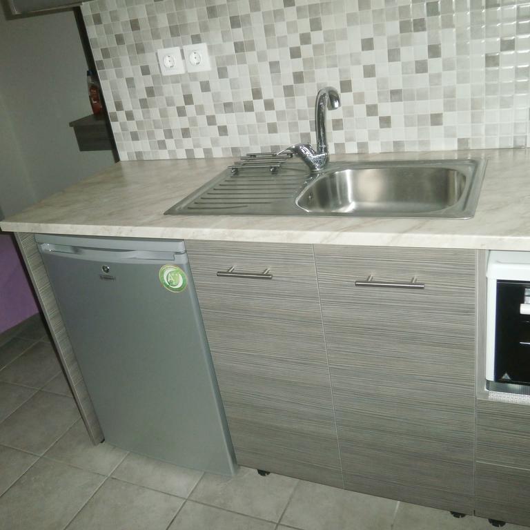 Daniela Apartments Nea Roda Ngoại thất bức ảnh
